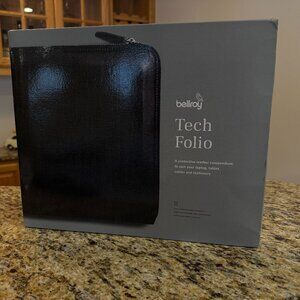 laydown image of Tech Folio - 13" Laptop Organizer laydown image of Tech Folio